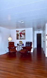 1976 SIGNATURE Mobile Home