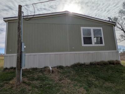 Photo 5 of 20 of home located at 414 An County Road 2908 Palestine, TX 75803