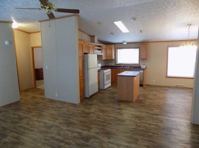 Photo 2 of 31 of home located at 26609 Laramie Flat Rock, MI 48134