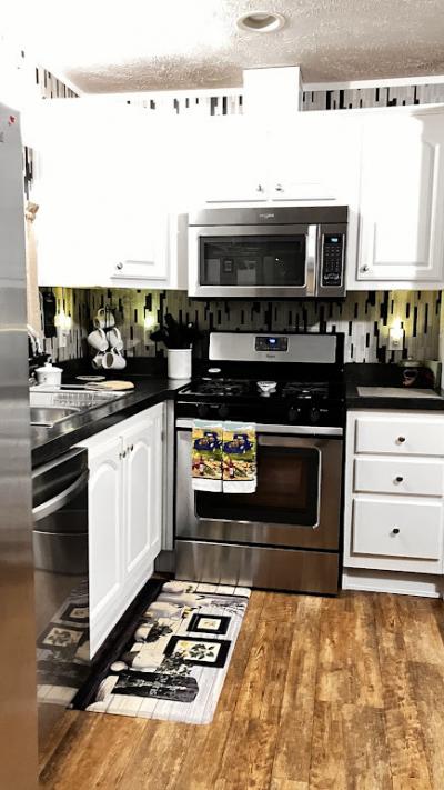 Photo 2 of 14 of home located at 4 Zephyr Lane Saratoga Springs, NY 12866