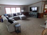 1995 Crown Regis Manufactured Home