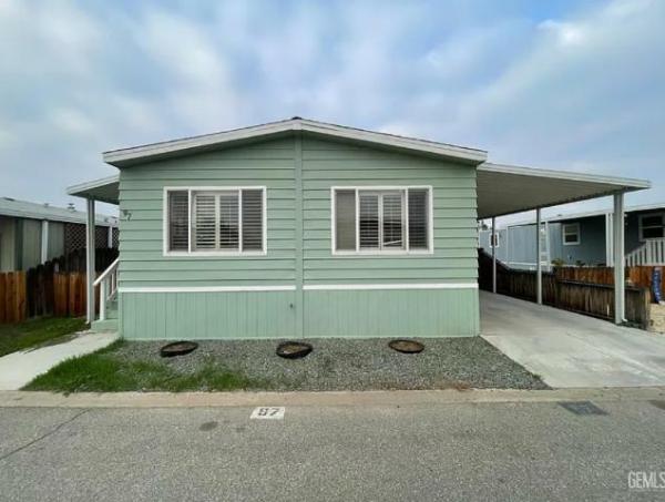 Photo 1 of 2 of home located at Riverdale Village 97 Cinnamon Ln Bakersfield, CA 93308