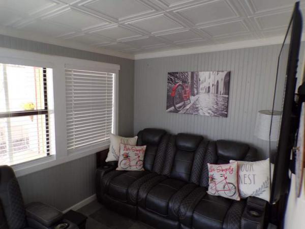 1985 Unknown Manufactured Home