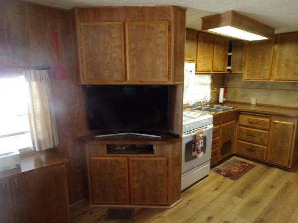 1982 Elite Manufactured Home