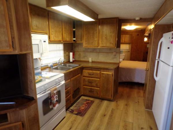 1982 Elite Manufactured Home