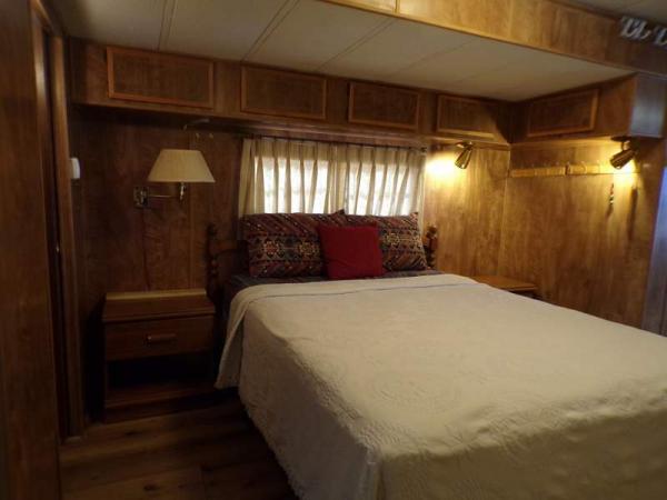 1982 Elite Manufactured Home