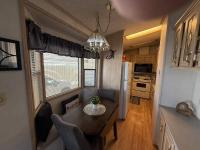 1990 Skyline Manufactured Home