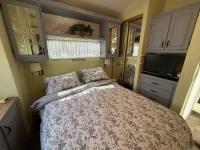 1990 Skyline Manufactured Home