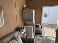 1990 Skyline Manufactured Home