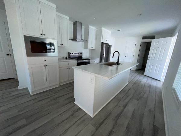 2025 Skyline LE B525-AA Mobile Home