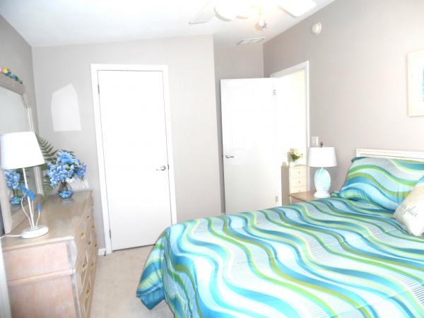 2004 Homes of Merit Mobile Home