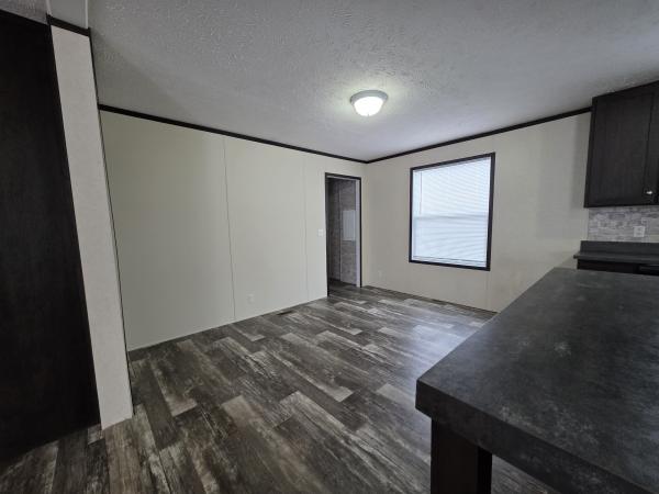 2021 Clayton Mobile Home