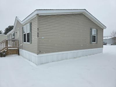 Photo 2 of 10 of home located at 311 Black Oak Court Flint, MI 48506