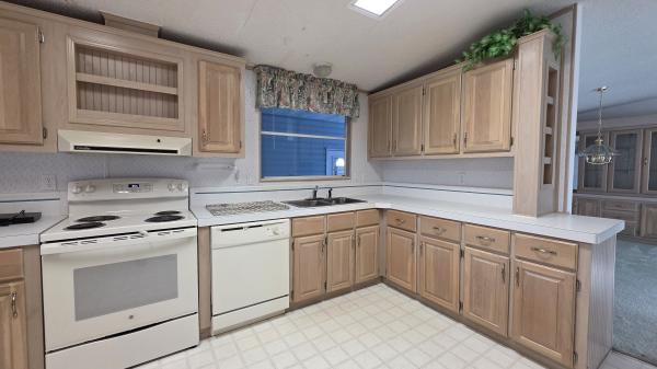 1993 Mobile Home