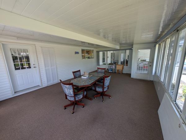 2000 Palm Harbor Mobile Home