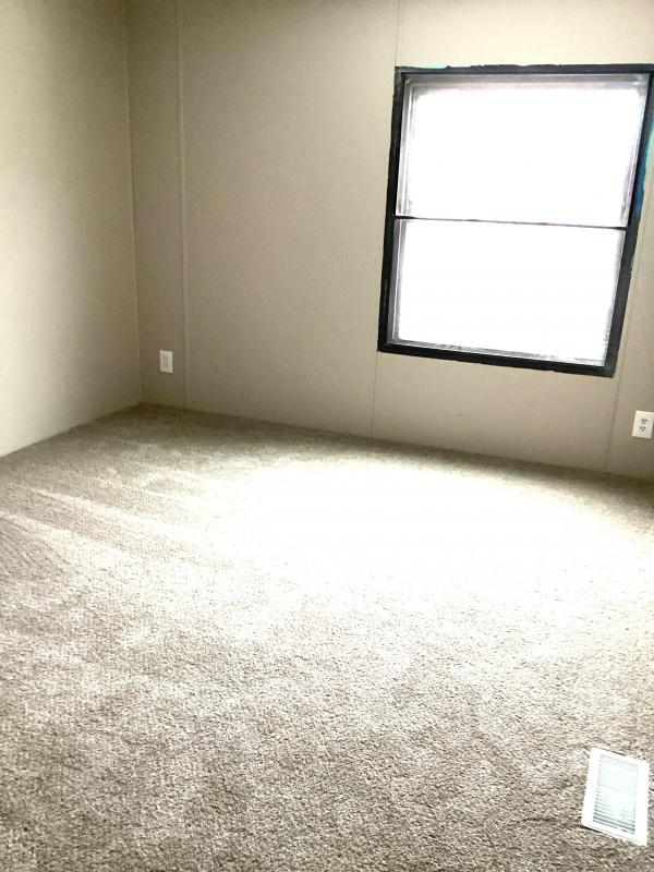 1988 Schult M239160AB Mobile Home