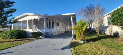 Photo 2 of 18 of home located at 7821 Rum Cay Avenue Orlando, FL 32822