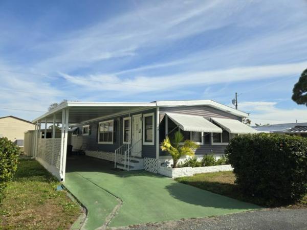 1974 FOUR Manufactured Home