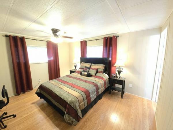 1974 FOUR Manufactured Home