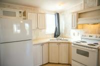 2004 Homes of Merit A1660 Mobile Home