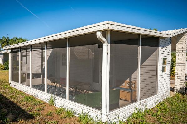 2004 Homes of Merit A1660 Mobile Home