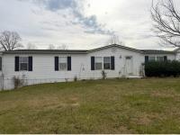 2001 Clayton Cumberlan Mobile Home