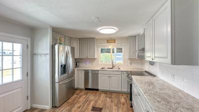 Photo 4 of 18 of home located at 105 Evergreen Ln Lady Lake, FL 32159