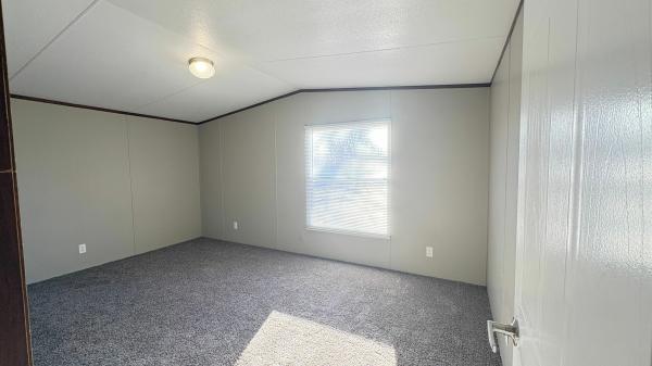 2011 Clayton Homes Inc Xtreme Mobile Home