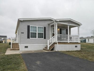 Photo 4 of 10 of home located at 836 Willowbrook Dr. Lockport, NY 14094