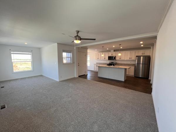 2024 Champion SUN286032001 Mobile Home