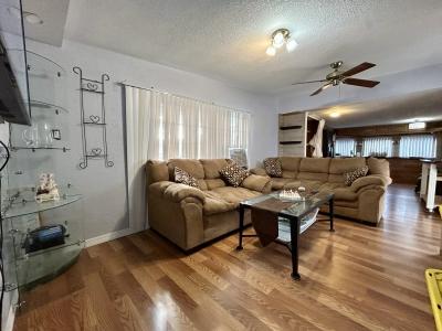 Photo 4 of 6 of home located at 1138 Altamonte Circle Apopka, FL 32703
