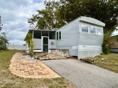 Photo 5 of 6 of home located at 1138 Altamonte Circle Apopka, FL 32703