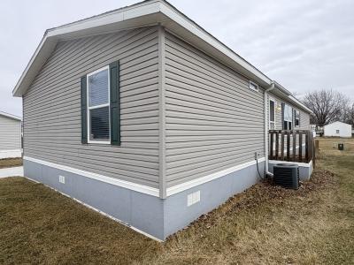 Photo 2 of 17 of home located at 2121 SE Four Seasons Dr. #34 Ankeny, IA 50021