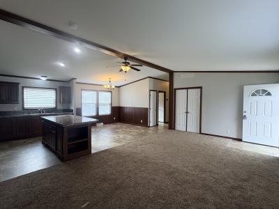 Photo 4 of 17 of home located at 2121 SE Four Seasons Dr. #34 Ankeny, IA 50021