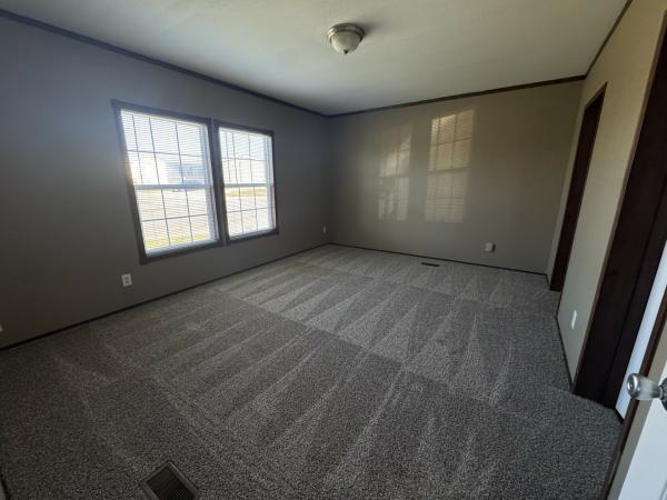 2012 Clayton UNK Mobile Home