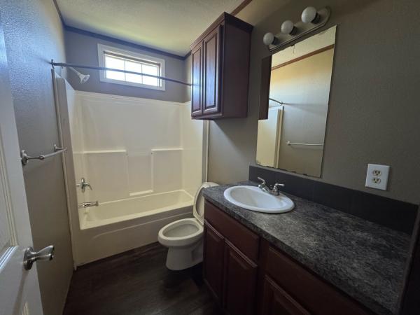 2012 Clayton UNK Mobile Home