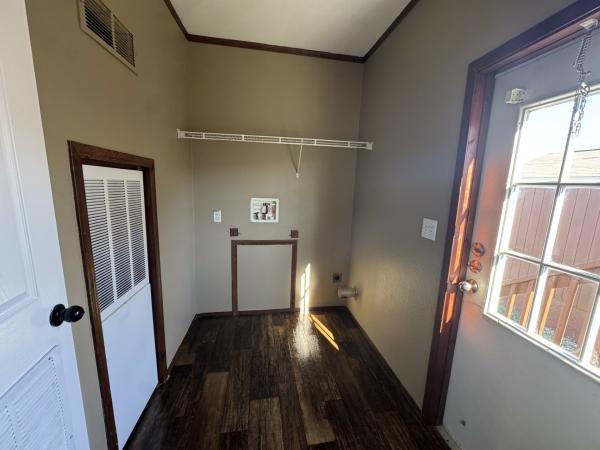 2012 Clayton UNK Mobile Home