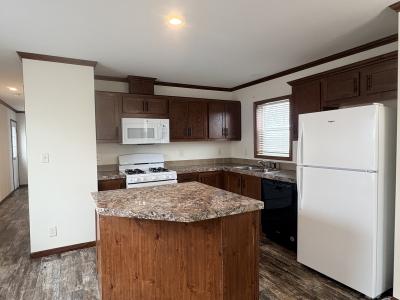 Photo 4 of 26 of home located at 1980 SE Winter Park Dr. #184 Ankeny, IA 50021