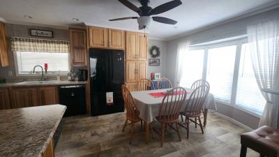 Mobile Home at 162 E St SW Navarre, OH 44662