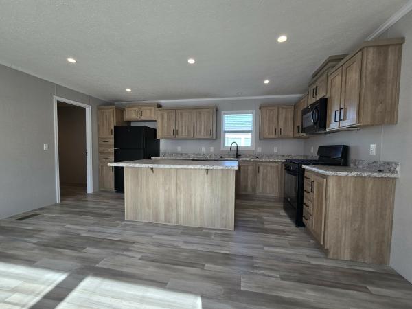 2025 Champion RAPB2852H32171 Mobile Home