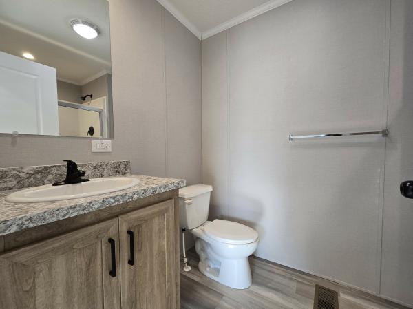 2025 Champion RAPB2852H32171 Mobile Home