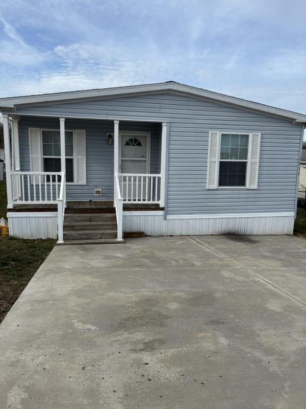 2021 Champion NWD-B-OT1733  Home