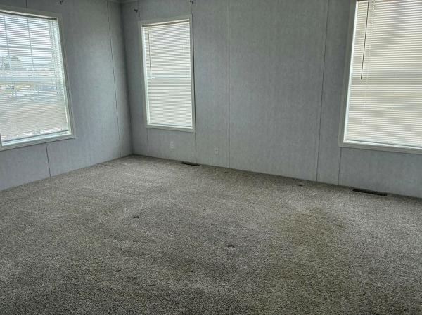 2021 Champion NWD-B-OT1733  Home