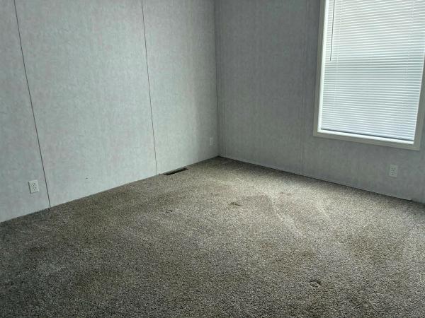 2021 Champion NWD-B-OT1733  Home