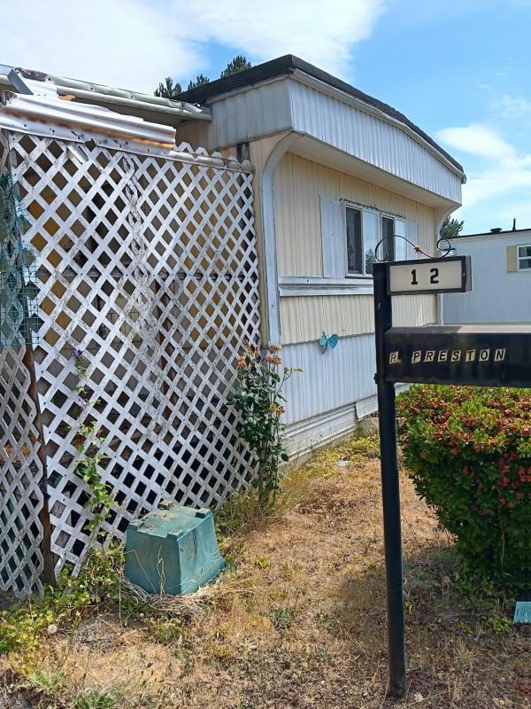 1977 Tamarack Mobile Home For Sale