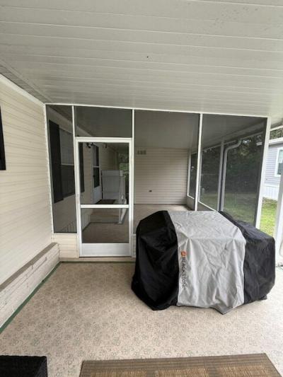 Photo 4 of 12 of home located at 307 Magnolia Hill Dr Plant City, FL 33565