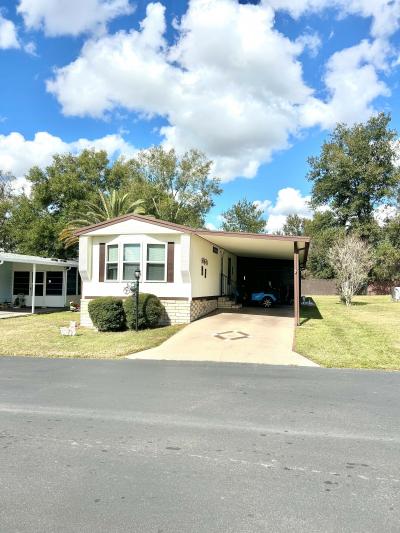 Mobile Home at 36345 Arbor Oaks Dr Zephyrhills, FL 33541