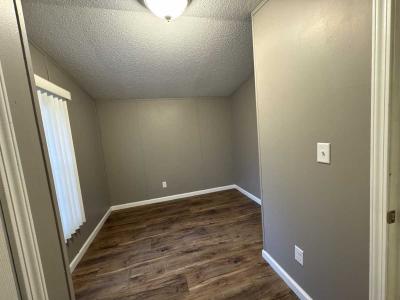 Photo 5 of 13 of home located at 276 Montego Ct Saint Peters, MO 63376