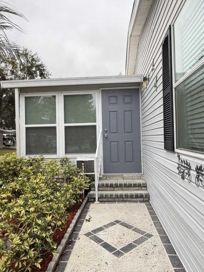 Photo 3 of 29 of home located at 3505 Whistle Stop Lane Valrico, FL 33594