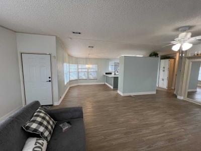 Photo 4 of 22 of home located at 116 Jacaranda Way Parrish, FL 34219